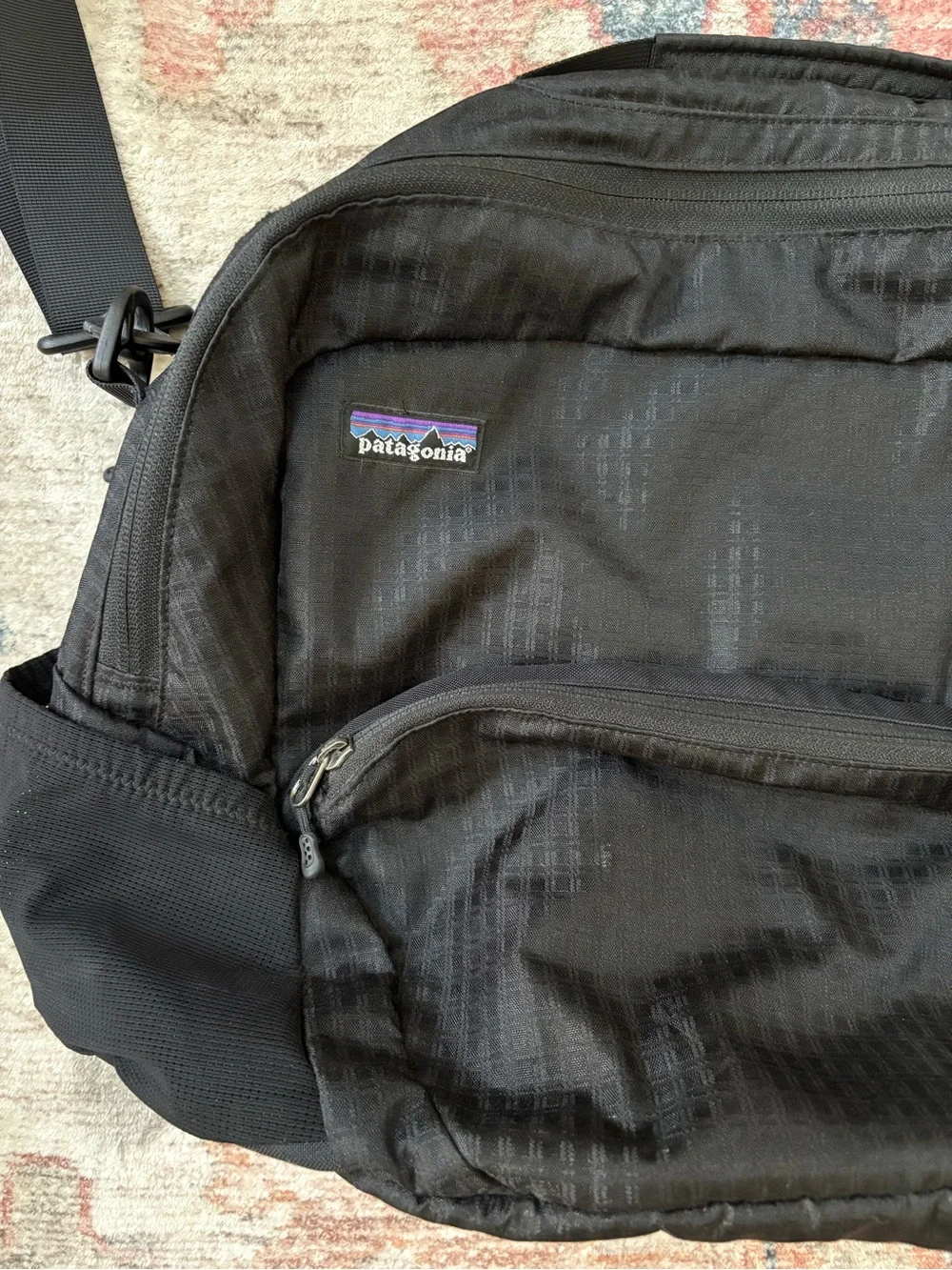 Vintage Patagonia Messenger Laptop Bag Padded Pockets Adjustable Strap Black